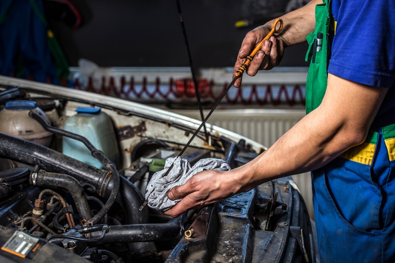 O meu carro perde óleo